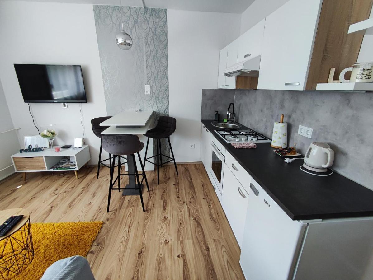 Apartman Emy Karlovac Exterior foto